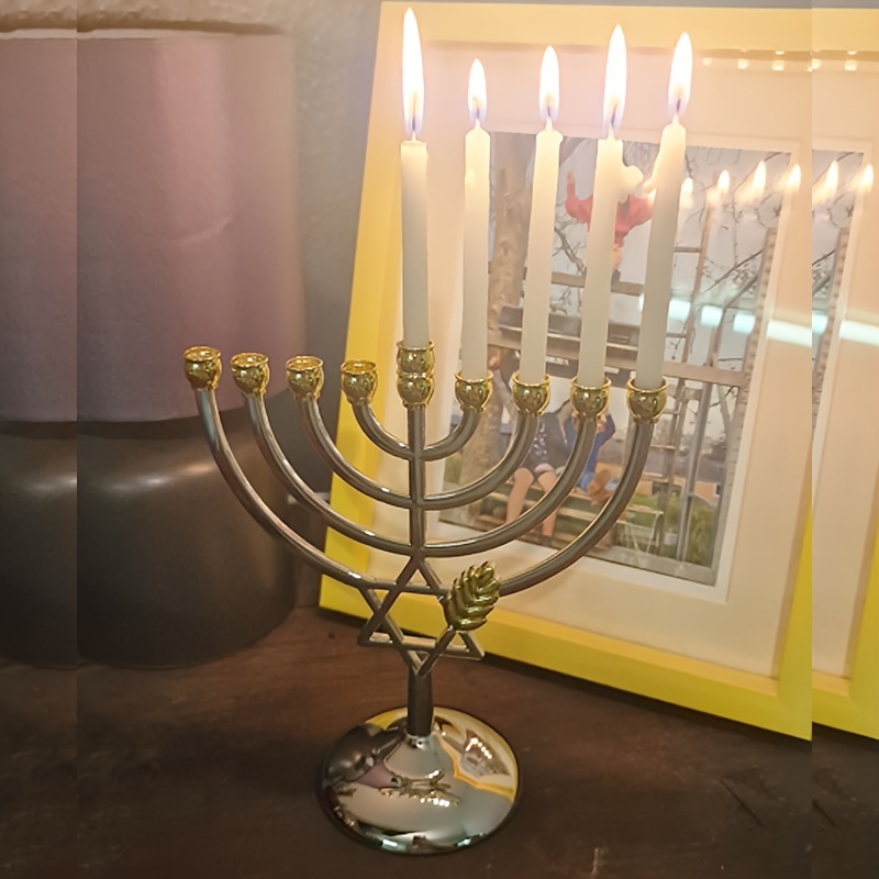 Menorá de Hanukkah com 9 Braço - Tables avaliação e preço