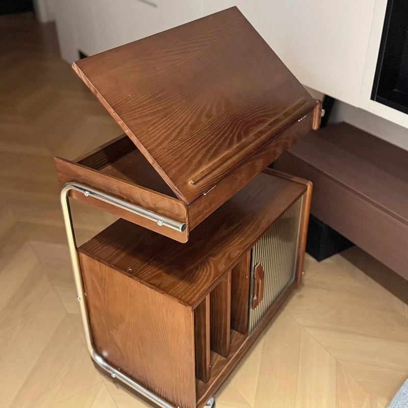 Mesa de cabeceira medieval móv - Tables avaliação e preço